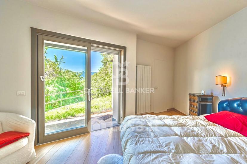 Villa in Via Fiume 22 — foto 6 di 35