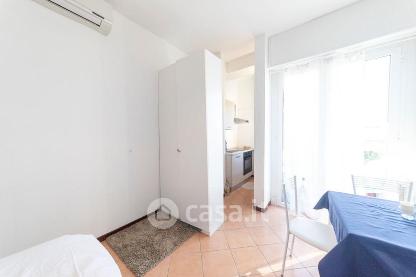 Monolocale in Viale Carlo Espinasse 104