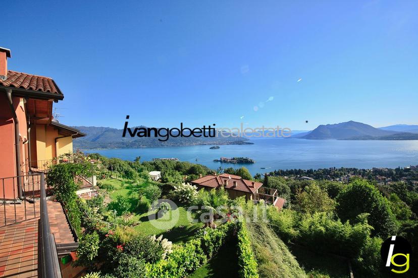 Villa in Via Martiri della Libertà 8 — foto 30 di 72