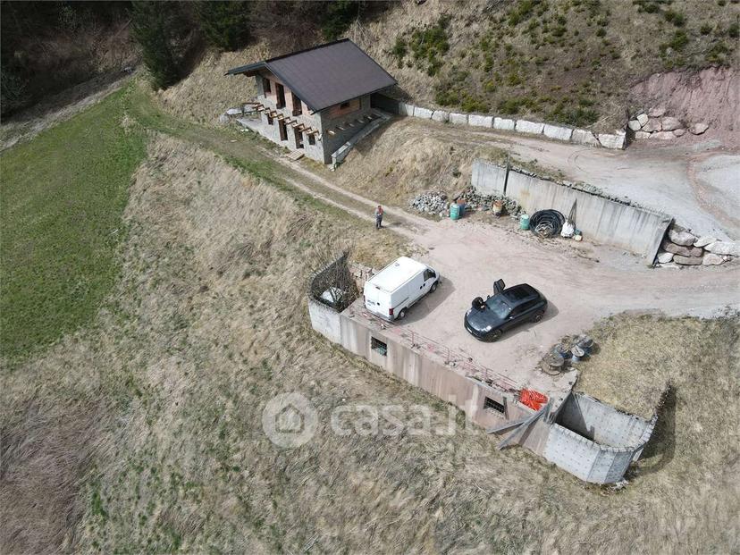 Villa in Via Caduti di Cima Vallona 1 — foto 8 di 32