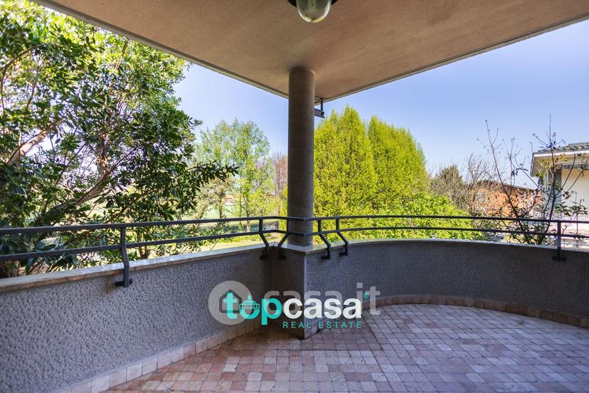 Villa in Via Eugenio Villoresi 62 — foto 30 di 40
