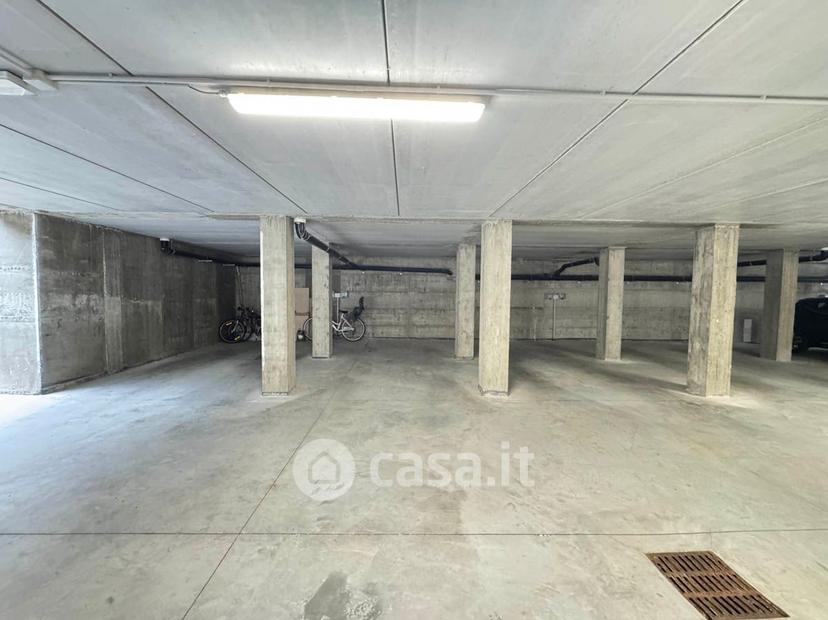 Trilocale in Via Giulio Monteverde 22 — foto 24 di 32