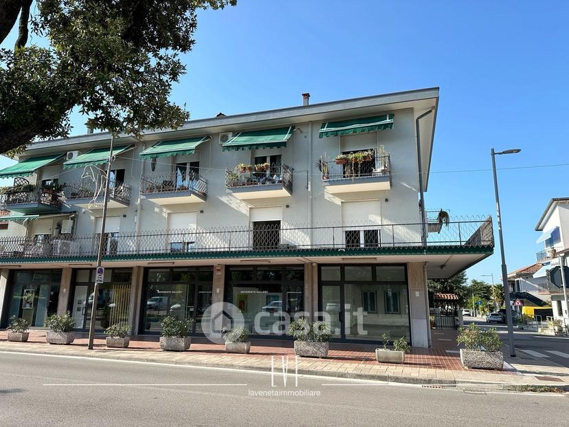 Trilocale in Via Amba Alagi 3 — foto 30 di 34