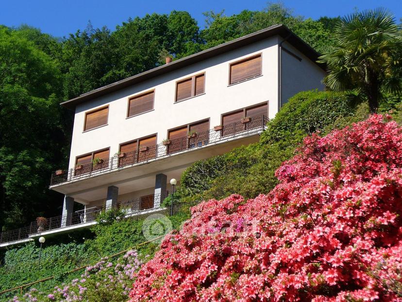 Villa in Via Sempione Nord 91 — foto 7 di 32