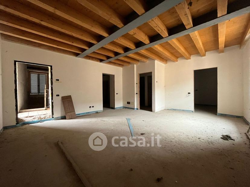 Trilocale in Via Collegio Manzoni 14 — foto 9 di 10