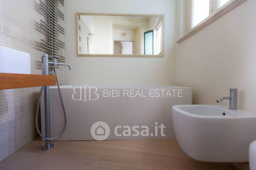 Trilocale in Via Massimo d'Azeglio 11 — foto 29 di 49