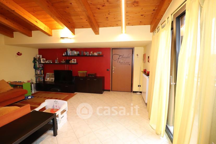 Trilocale in Via Eugenio Montale — foto 13 di 25
