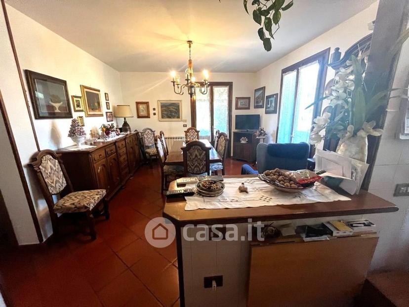 Villa in Via Tommaso Moro — foto 45 di 47