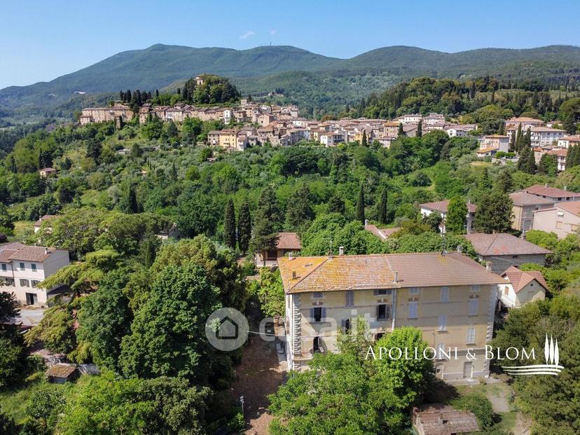 Villa in Via Due Giugno 21 — foto 10 di 44