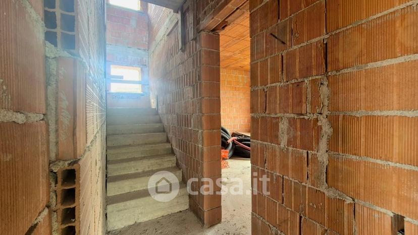 Villa in Via delle Ville 419 — foto 18 di 33