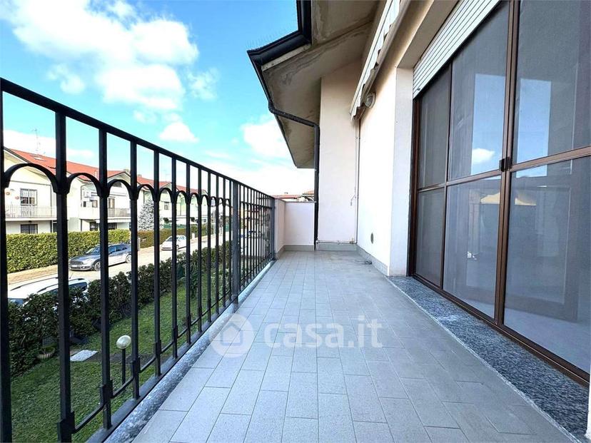 Trilocale in Via Madame Marie Curie 3 — foto 13 di 15