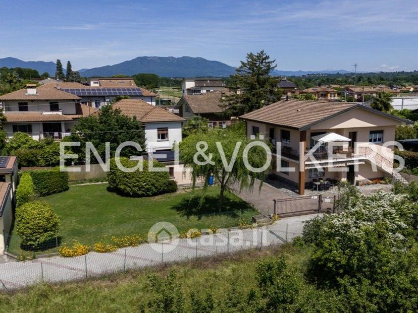 Villa in Via Mozart 7 — foto 13 di 35