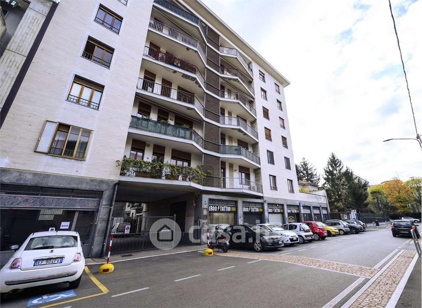 Trilocale in Via Carlo de Cristoforis 10 — foto 3 di 24