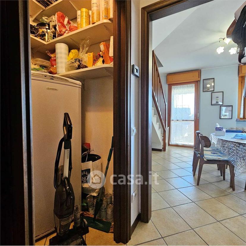 Quadrilocale in Via Ginibissa 70 — foto 2 di 27