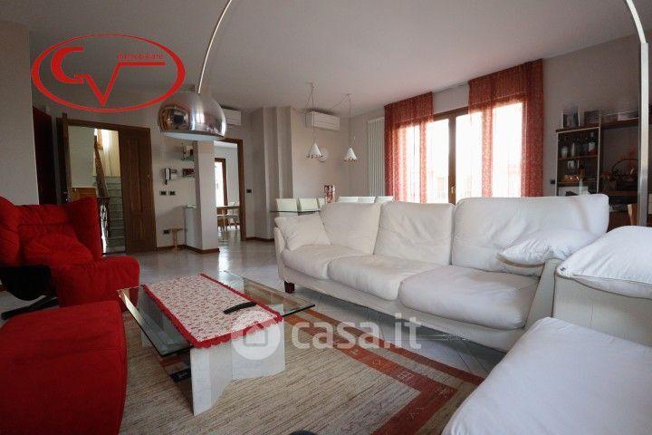 Villa in Via Gustavo Borsari — foto 35 di 56