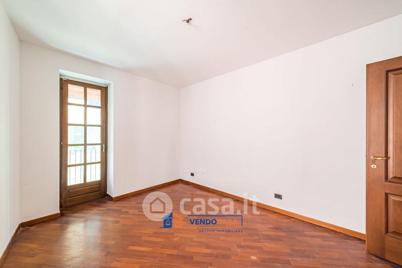 Trilocale in Via Costanzo Rinaudo 18 — foto 11 di 20