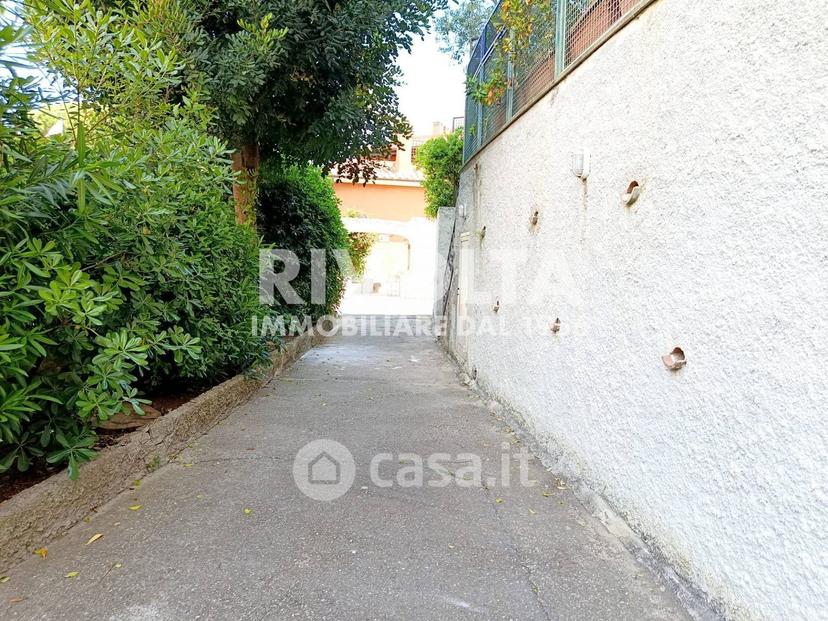 Monolocale in Via dei Molini — foto 3 di 11
