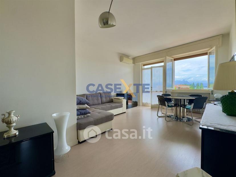 Trilocale in Via Como — foto 23 di 32
