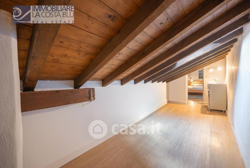 Villa in Via Alessandro Manzoni — foto 53 di 53