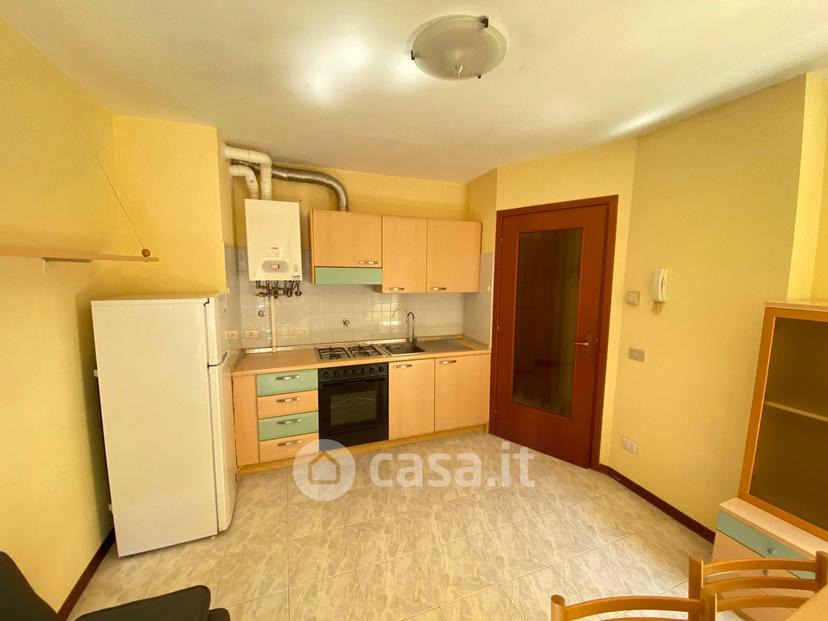 Bilocale in Via del Rivo 7 — foto 6 di 11