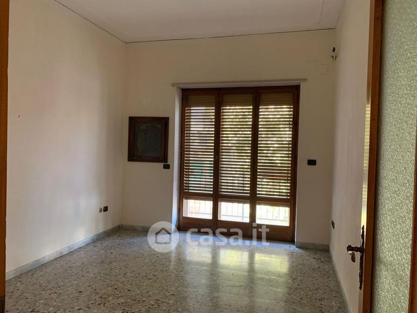 Appartamento in Via Domenico Fontana 118