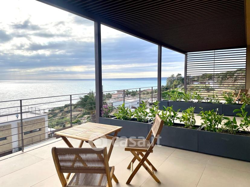 Villa in Via Caio Duilio — foto 13 di 45