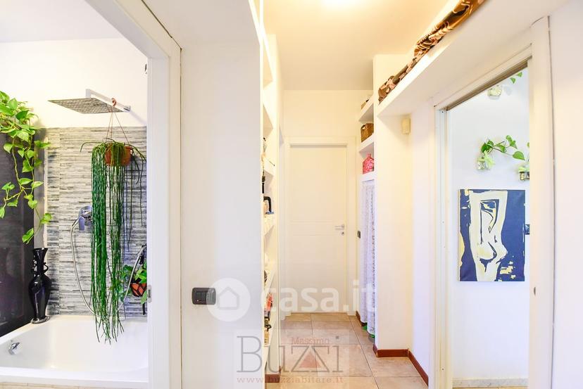Trilocale in Via Francesco Bacone 15