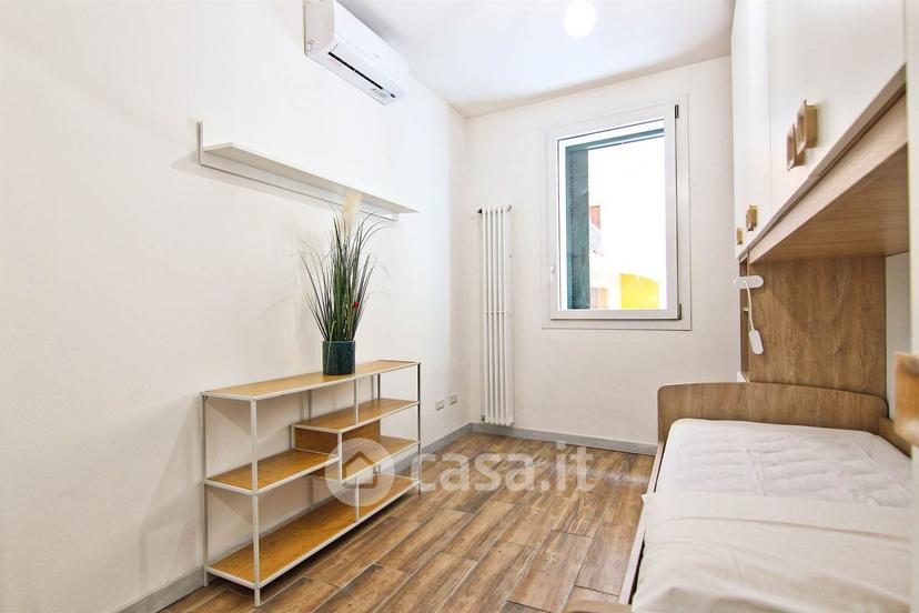 Trilocale in Vicolo Valletta 6 — foto 17 di 23