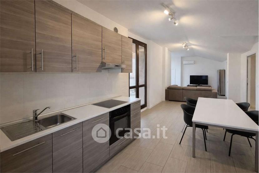 Appartamento in Via Lotto Lorenzo — foto 8 di 23