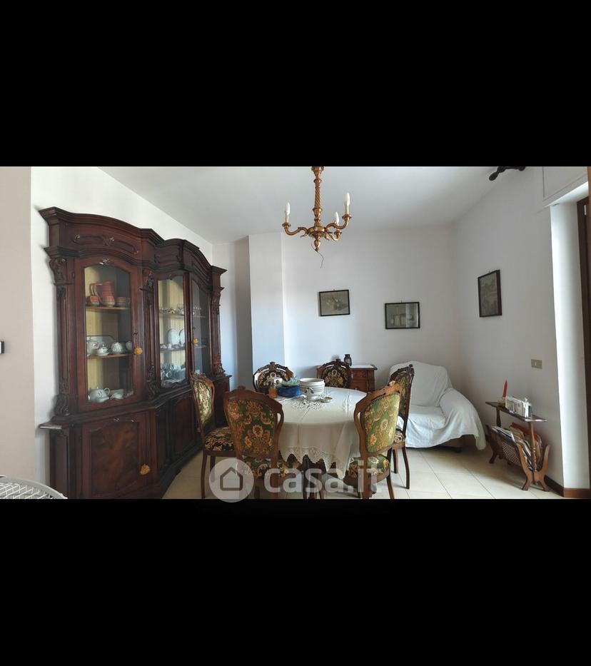 Trilocale in Via Raffaello Sanzio — foto 8 di 9