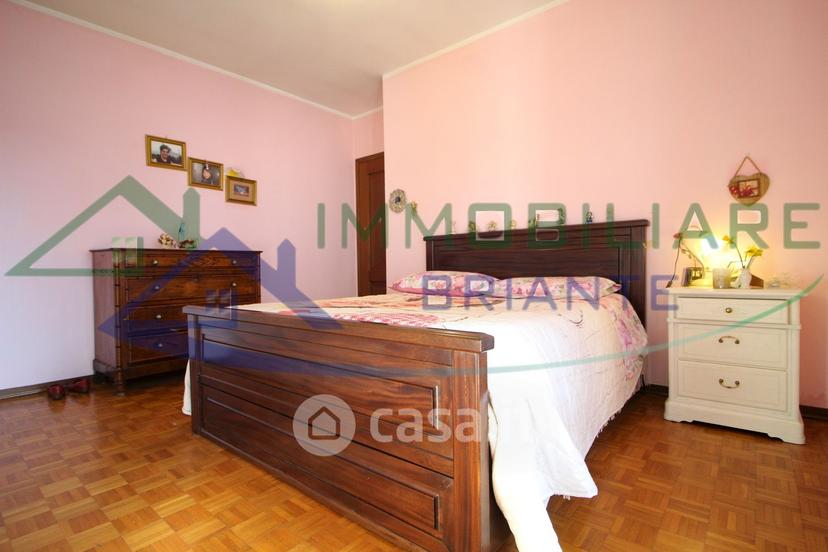 Villa in Via A. Macchi 35 — foto 2 di 28