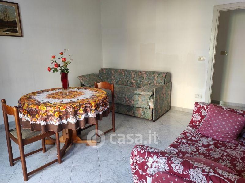 Trilocale in Via Sicilia 10 — foto 2 di 11