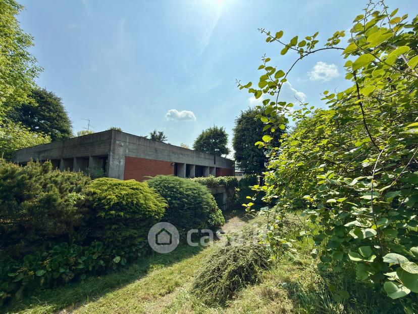 Villa in Via Giosuè Carducci 20 a — foto 177 di 182