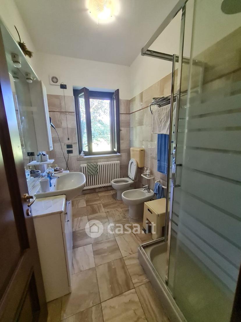 Villa in Via Rosselli 27 — foto 12 di 43