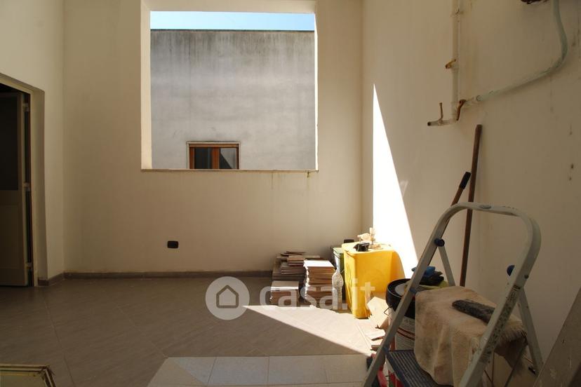Trilocale in Via Udine 35 — foto 4 di 33