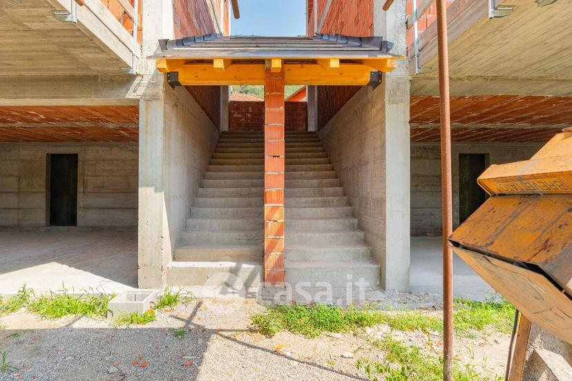Villa in Vicolo Mergozzolo 20 — foto 4 di 48