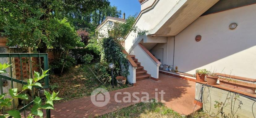 Appartamento in Via Chiantigiana — foto 27 di 38