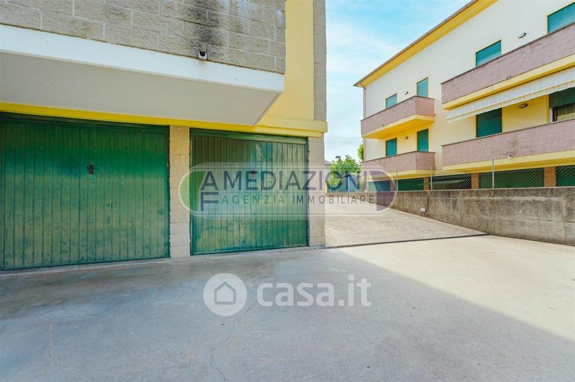 Bilocale in Via Enrico Mattei 1 — foto 12 di 31