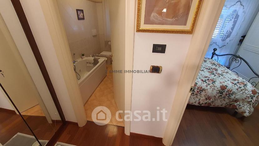 Villa in Via delle Begonie — foto 20 di 29