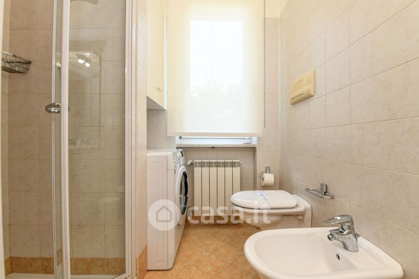 Trilocale in Via Giacomo Leopardi 12 — foto 18 di 19