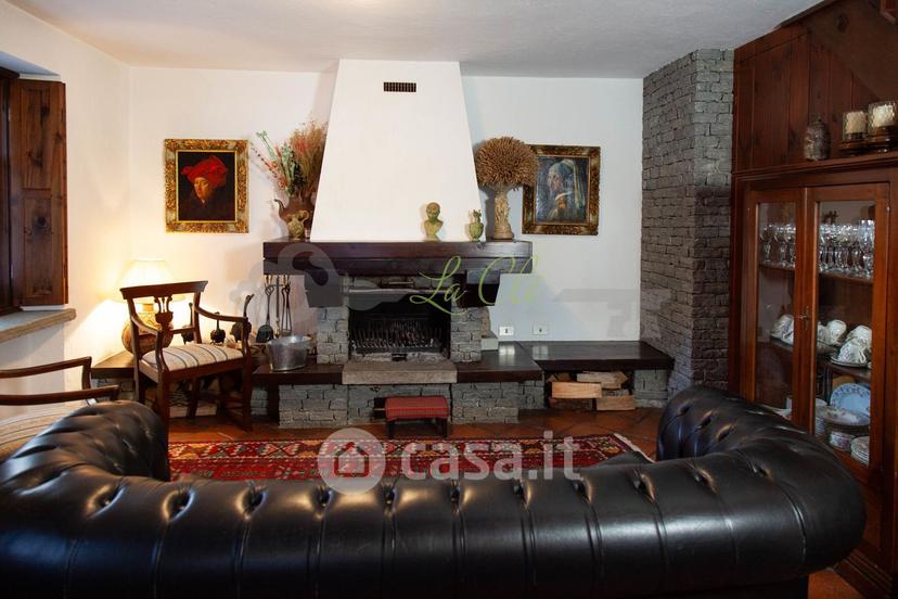 Quadrilocale in Frazione Biolley 69 — foto 9 di 28