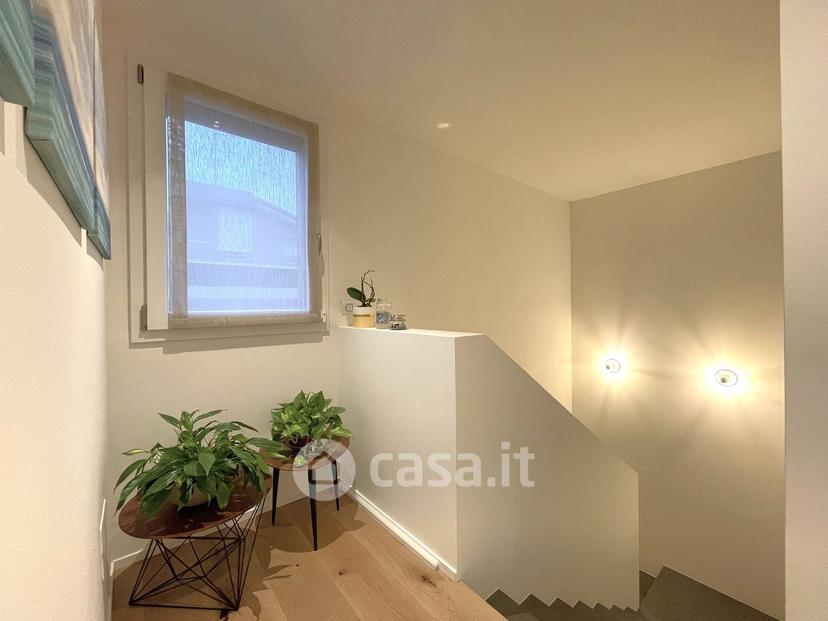 Villa in Via G. Matteotti 82 — foto 27 di 56