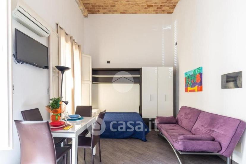 Monolocale in Via Ammiraglio Gravina 27 — foto 9 di 13