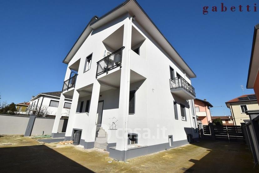 Villa in Via Gorizia 5 — foto 21 di 28
