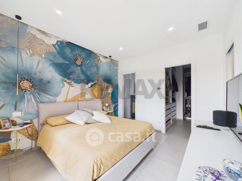 Villa in Via Zeno Giglietti — foto 16 di 32