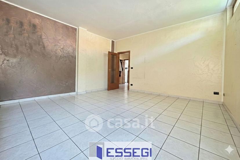 Quadrilocale in Via Cav. Attilio Porroni 10 — foto 11 di 27