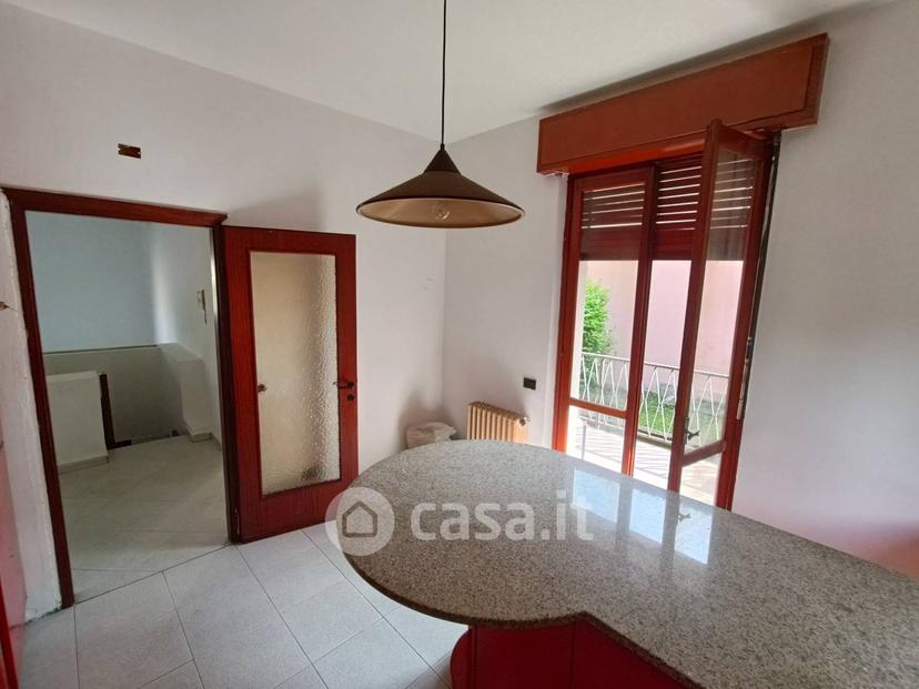 Quadrilocale in Via Cesare Battisti 18 — foto 9 di 37