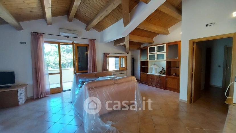 Appartamento in Strada di Santa Lucia 15 — foto 10 di 56