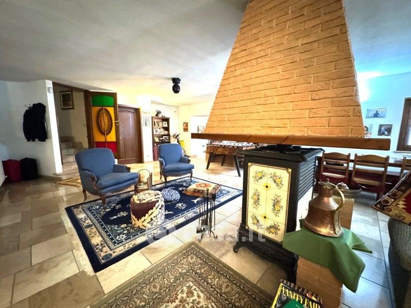 Villa in Via Giacomo Puccini 3 — foto 9 di 50