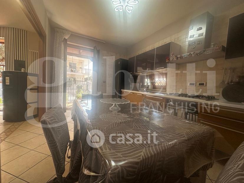 Villa in Via Benvenuto Cellini 9 — foto 4 di 30